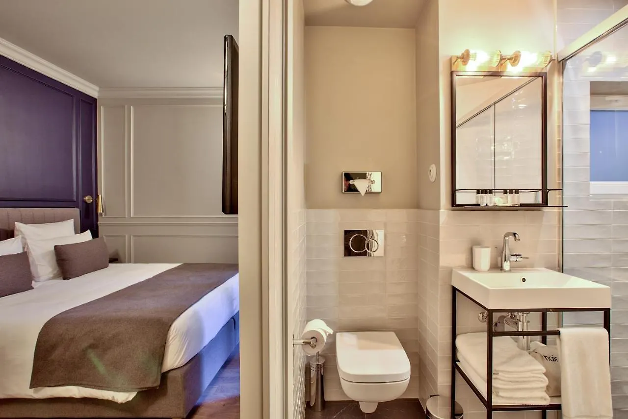 Maison Barbes Paris 4*,