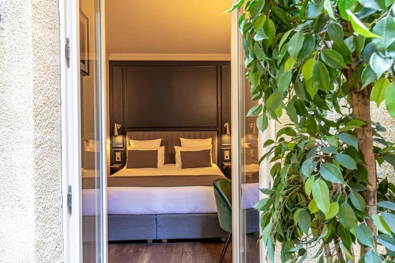Hotel Maison Barbes Paris