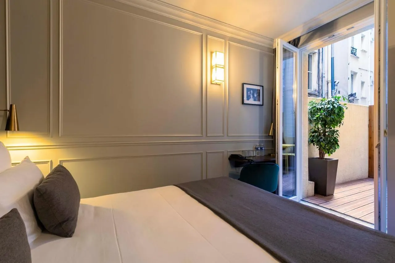 Maison Barbes Париж 4*,  Франция