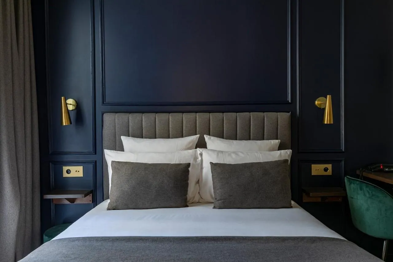 Maison Barbes Paris 4*,  France